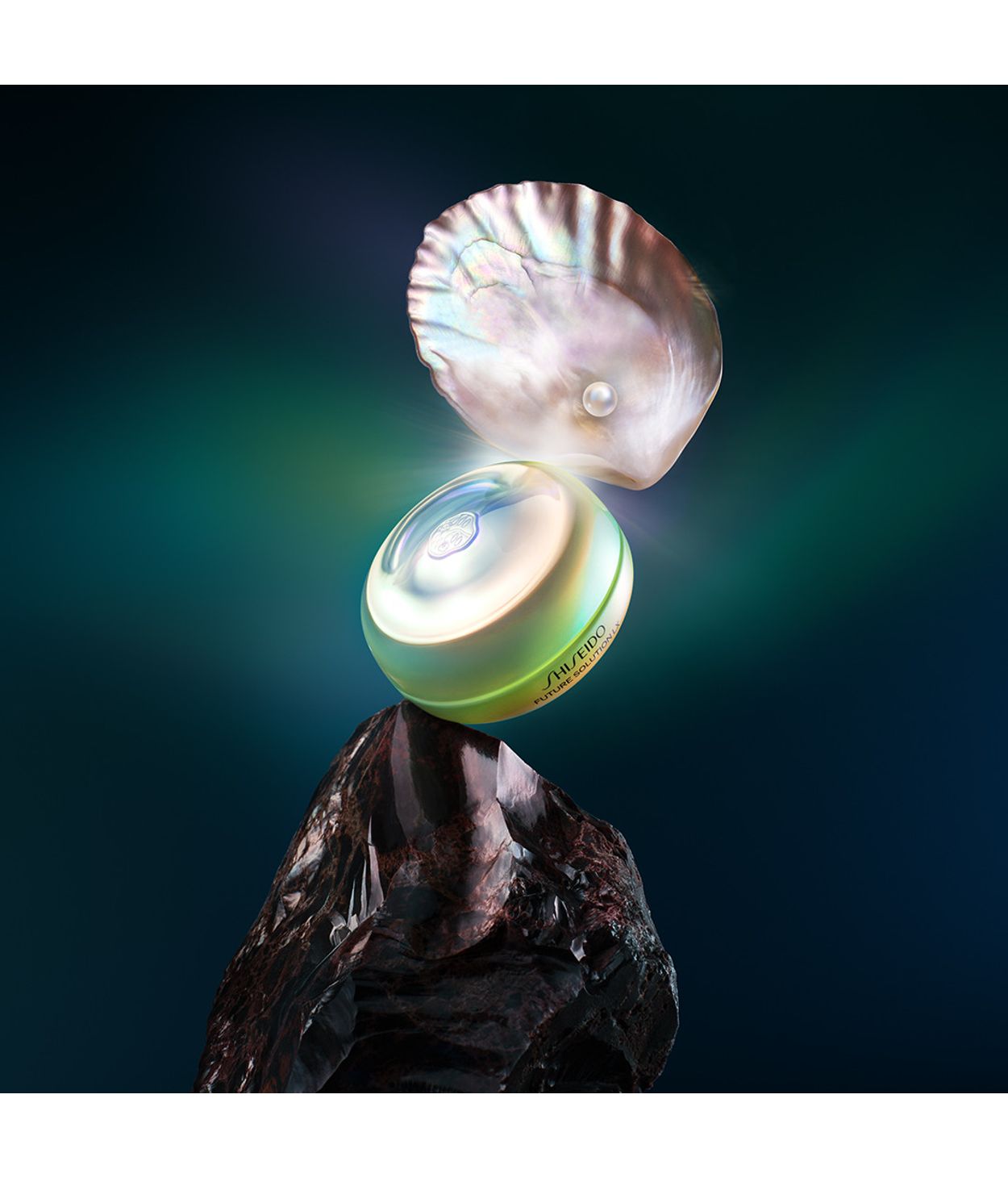 SHISEIDO Legendary Enmei Brilliance Eye Cream