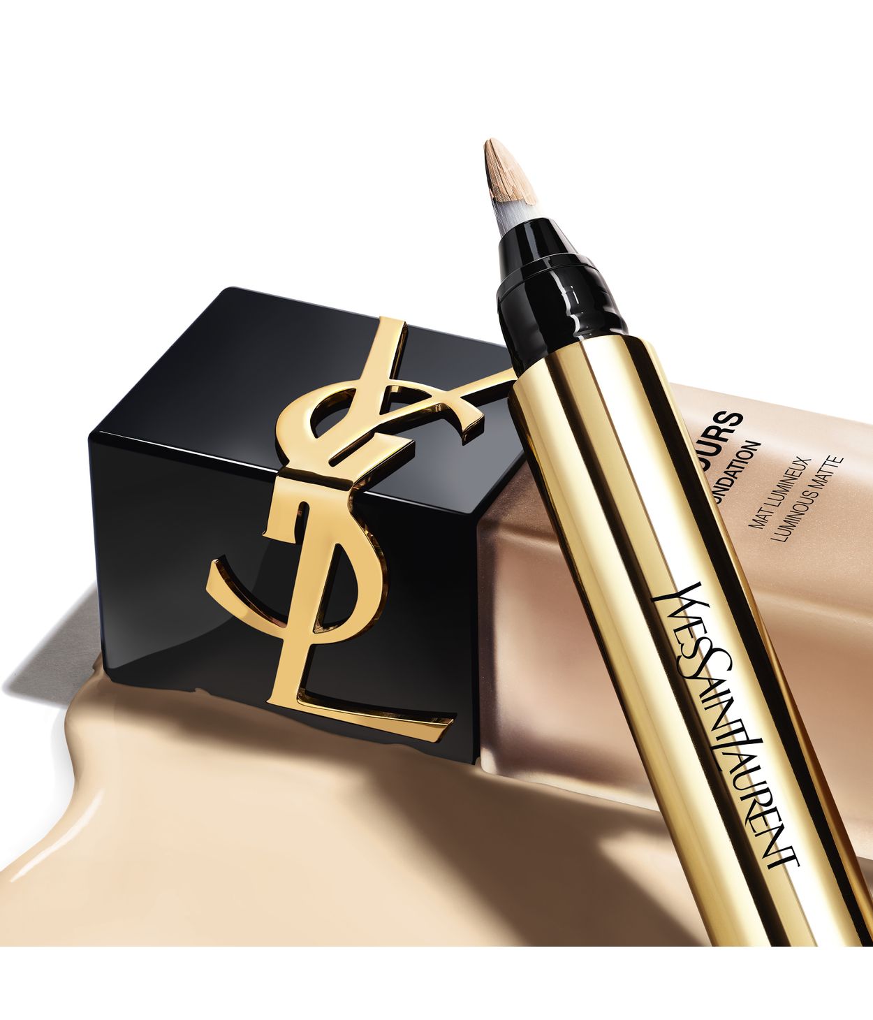 Yves Saint Laurent All Hours Foundation